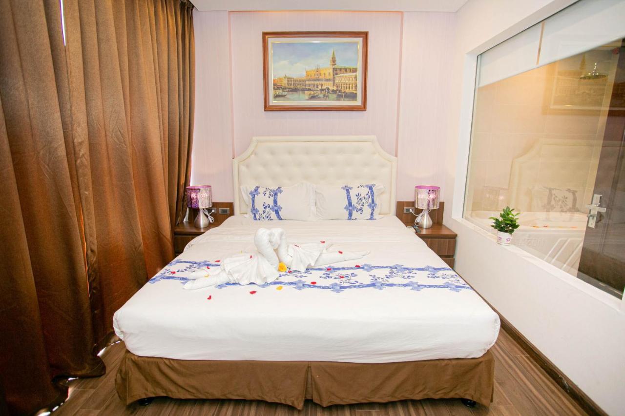 Hotel New Century 3*