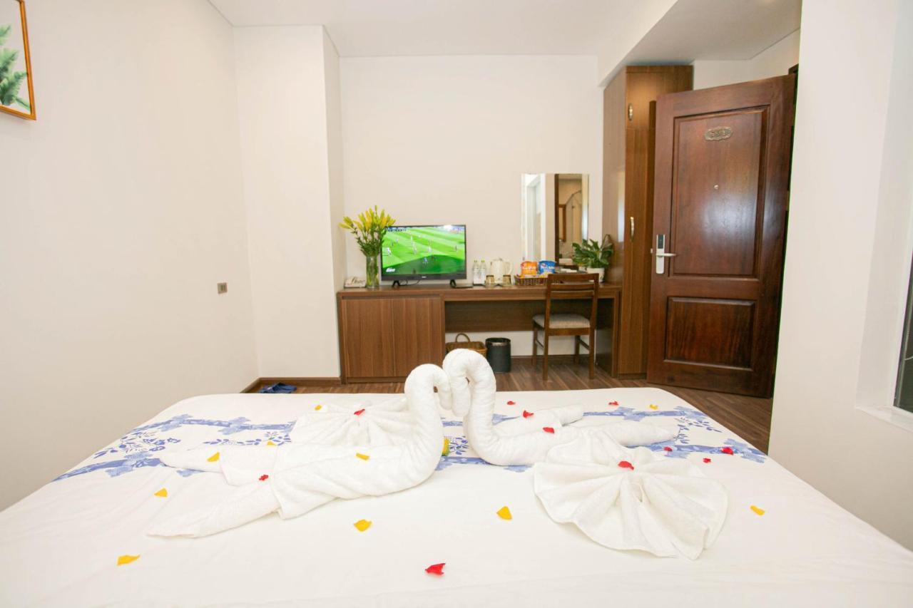 Hotel New Century 3*