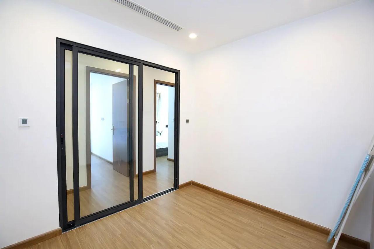 Apartment Vinhomes Metropolis By Bay Luxury