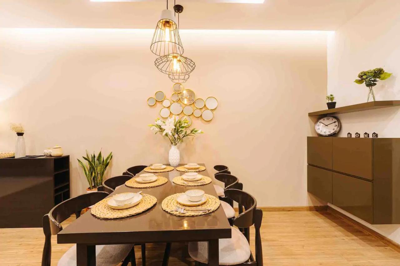 Vinhomes Metropolis By Bay Luxury Apartment Hanoi