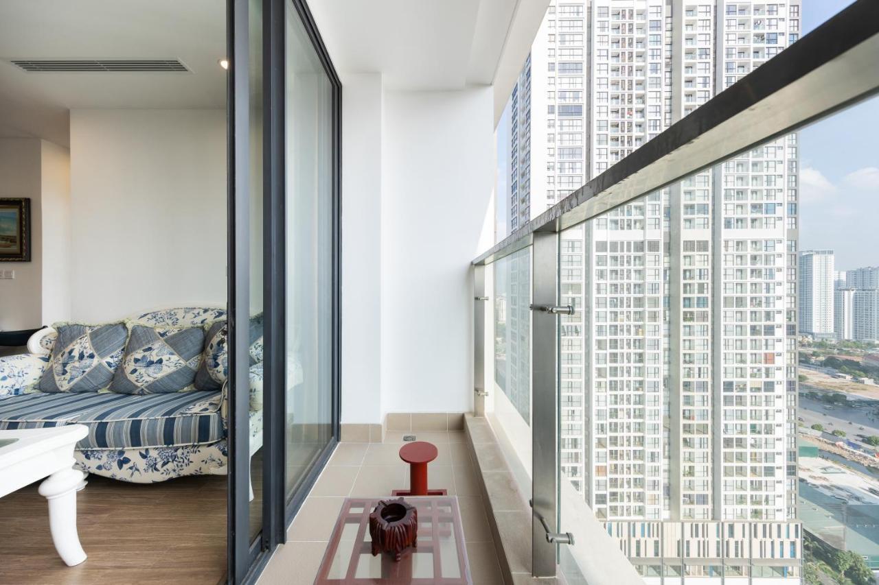 Luxury Vinhomes Skylake
