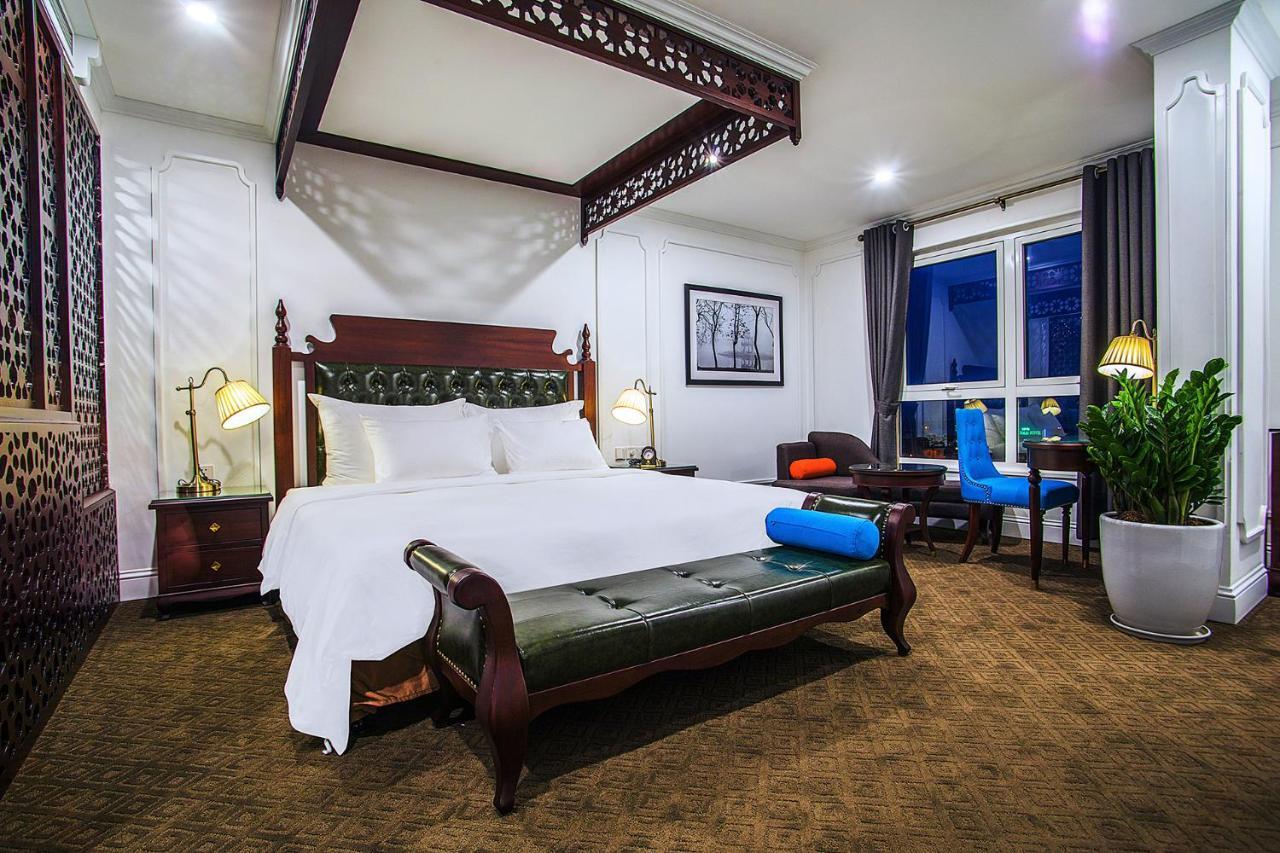 Hotel New Era &