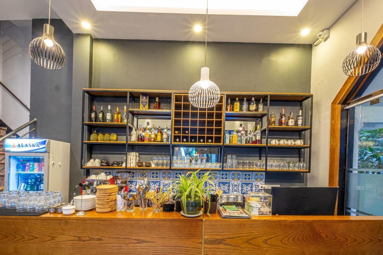 Hotel Panuka House & Cafe Bistro