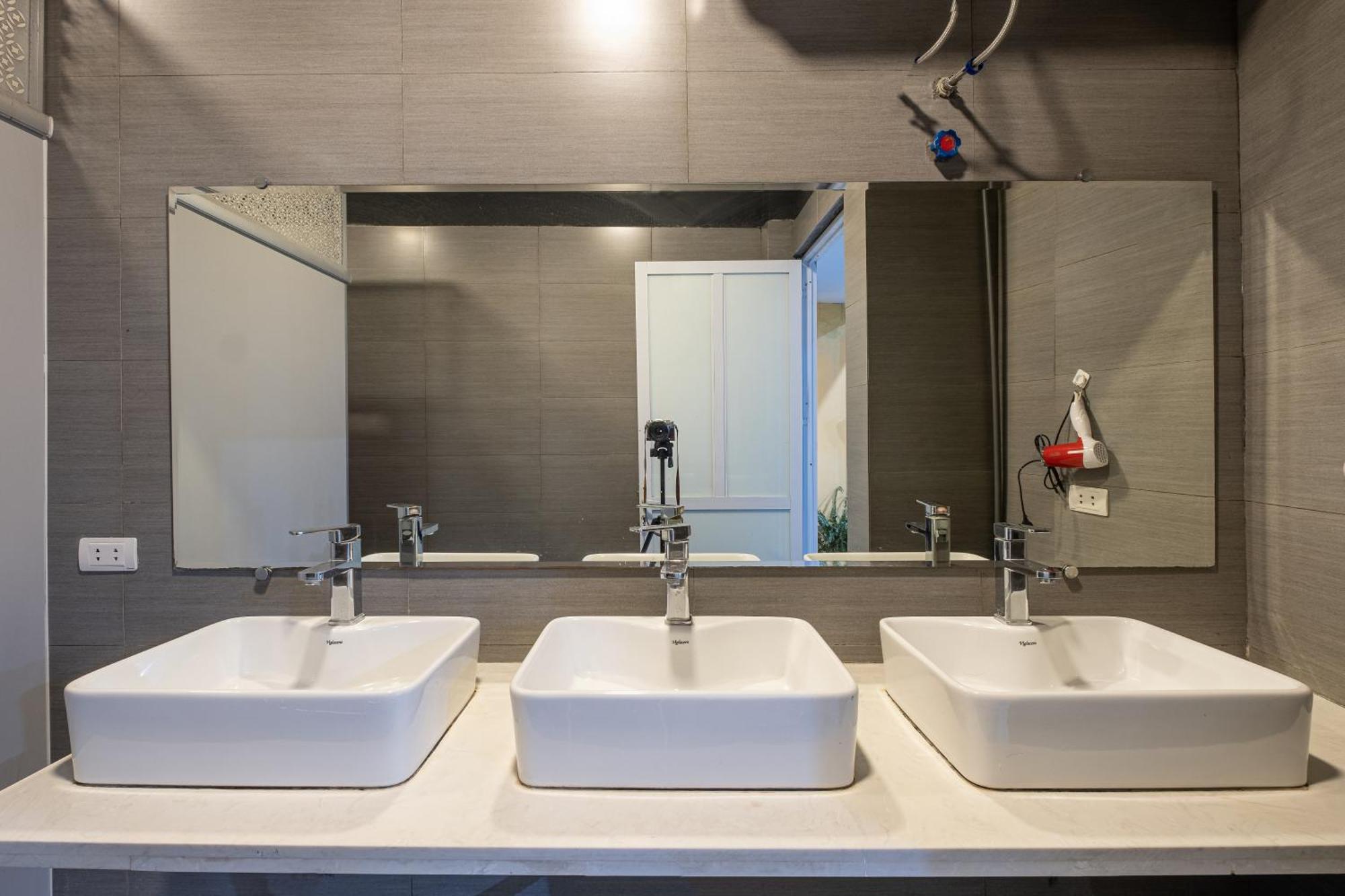 Hotel Panuka House & Cafe Bistro 3*