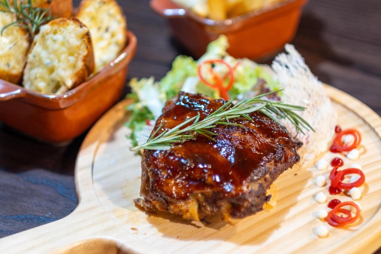 Hotel Panuka House & Cafe Bistro Hanoi
