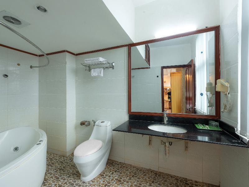 Khách sạn Oyo 472 Lenka Gần Bệnh Viện Nam Thăng Long Hà Nội