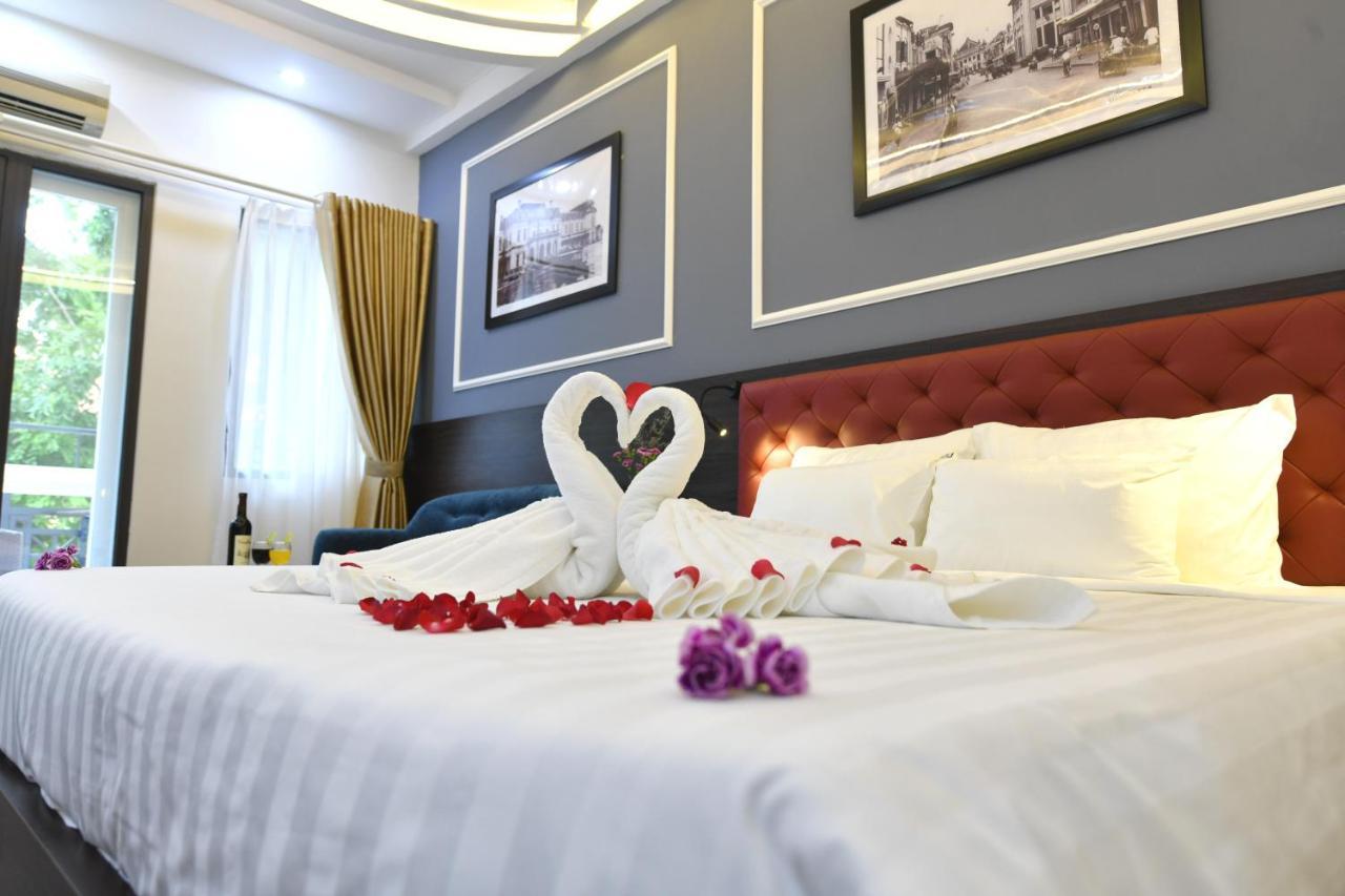 Elpis Grand Hotel