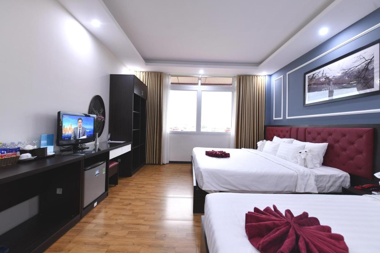Elpis Grand Hotel 3*