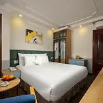 C\'Bon Hotel Do Quang