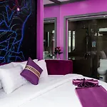 Lavie Hotel