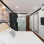 Charming Moon Hotel