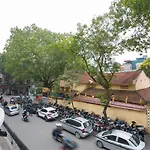 Golden Rooster Hotel