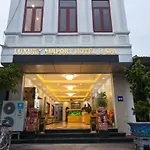 Luxury Airport Hotel