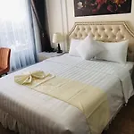 Lavie Hotel
