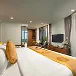 Nesta Hotel West Lake
