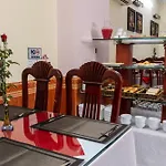 Viet Village Hotel & Travel