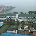 Khách Sạn CWD
