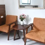 RedDoorz Thanh Hang Hotel near Me Tri