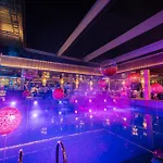 Apricot Hotel