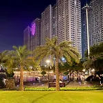 Homestay Luxury Vinhomes Smart City- Can Ho Dich Vu, Be Boi, Phong Gym Rieng, View Hoang Hon