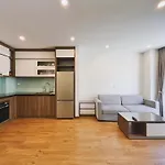 Hanoi Home 4 - Cheap Price 2 Bedroom Apartment Near West Lake