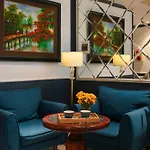 Delica Premium Hotel