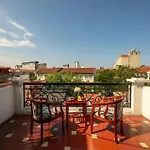 Delica Premium Hotel