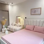 Bunnys Homes - Service Apartment