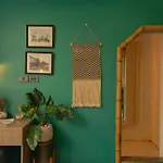 Amazing View, Natural View, 3\' To Hoan Kiem Lake, Free Wifi, Netflix, 2 Beds, 1 Toilet-2 Showers