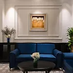 Flower Hotel