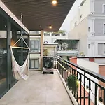 Shi Apartment