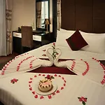Silk Central Hotel & Spa