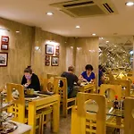 Golden Art Hotel