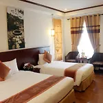 May De Ville Legend Hotel
