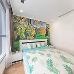 The March House No.3 * 2 Bedrooms * Park Hill Premium * Timescity
