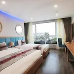 Oriana Hotel