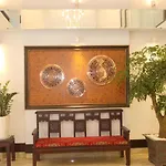 Monaco Building 901