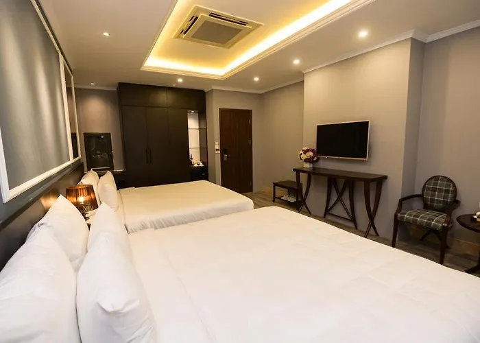 Dragon Pearl Hotel