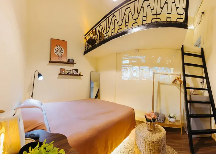 Jinzinhome/ Cozy House Near Train Street/ Netflix
