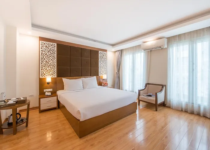 Rising Dragon Villa Hotel
