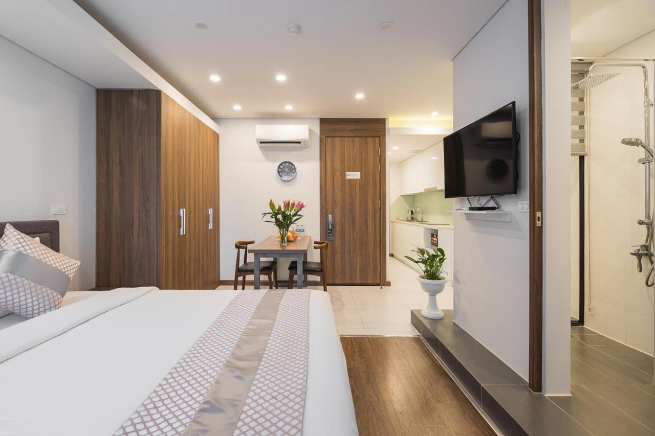 Hotel Narcissus &