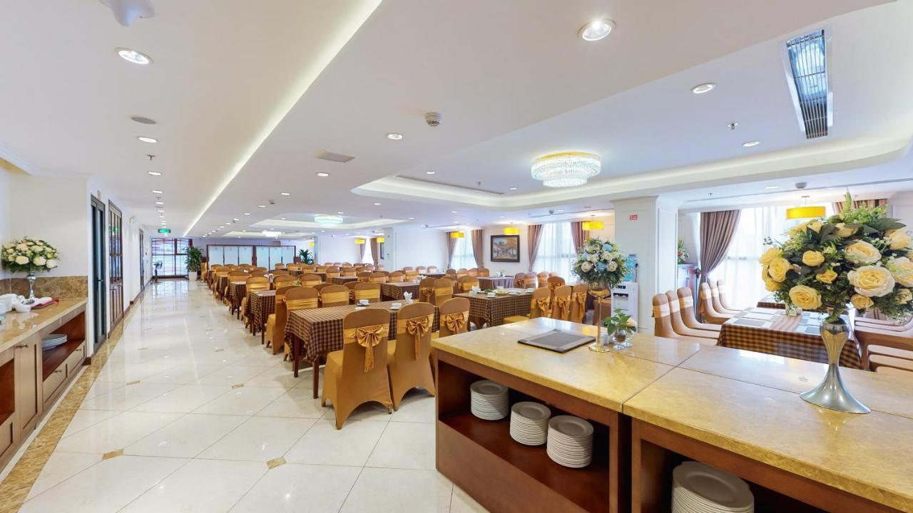 Cau Giay Hotel - By Bay Luxury Hanoi
