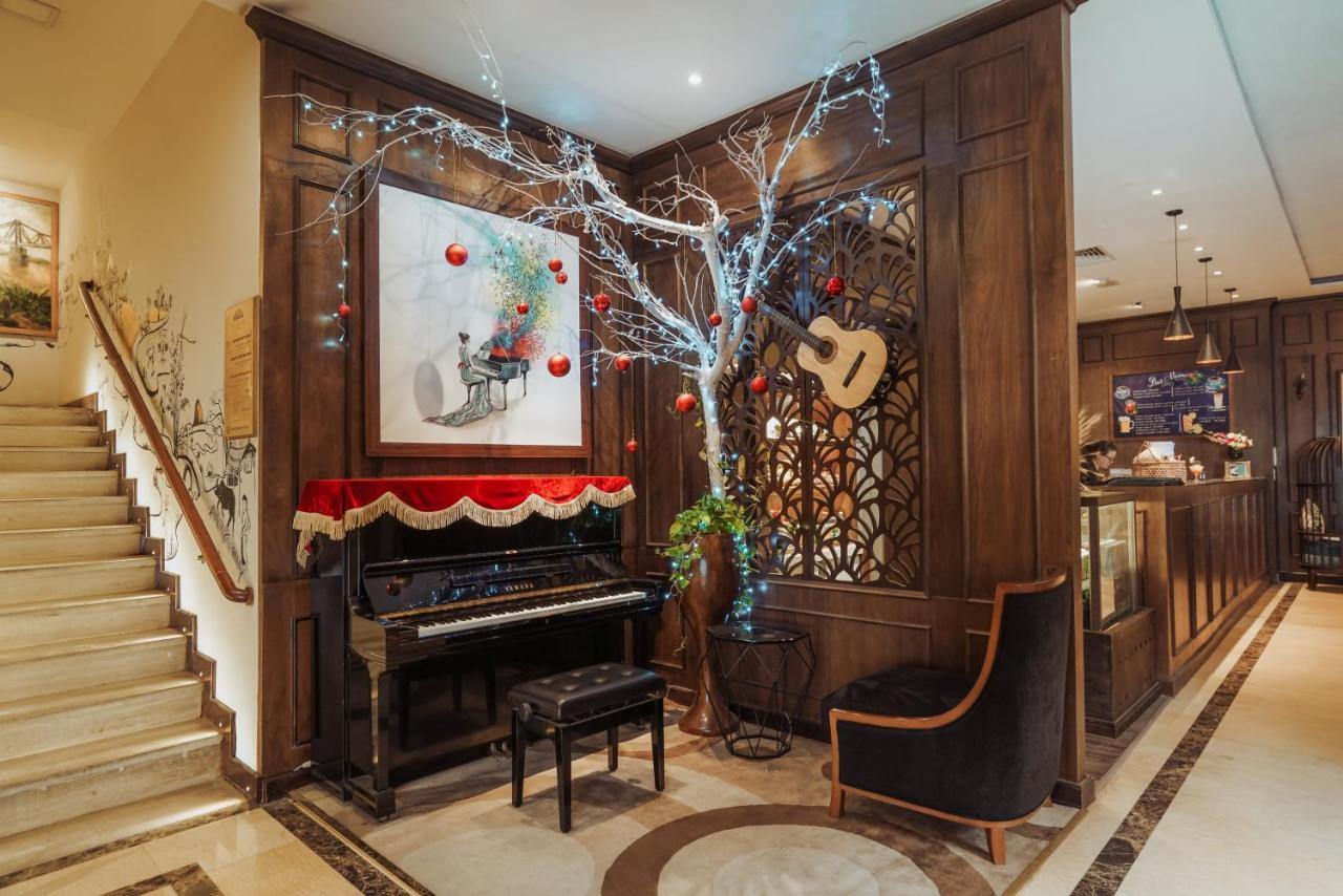Thang Long Opera Hotel