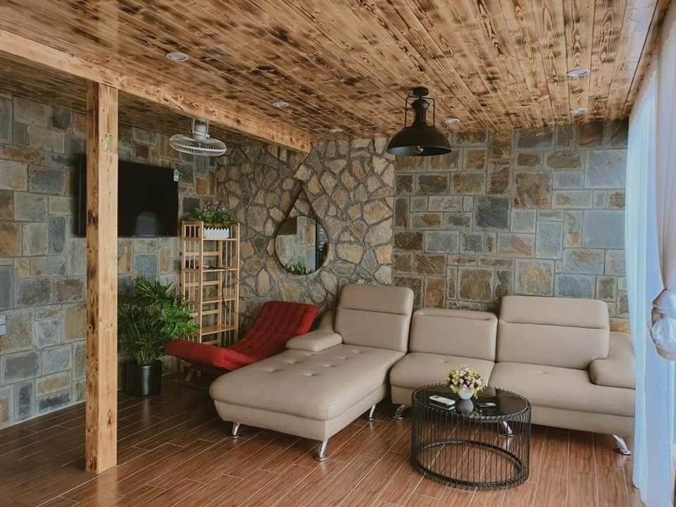 Bách Xanh House. Nhà đa Giác Căn hộ *