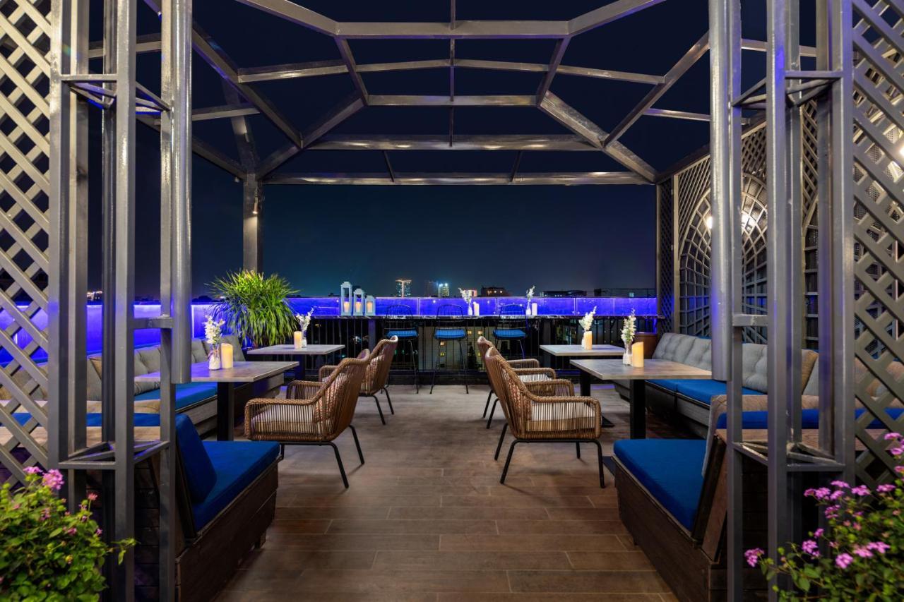 Aira Boutique & 4* Hanoi