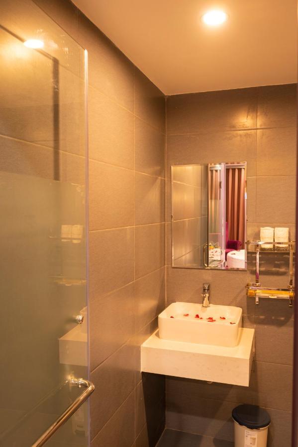 Lavie Hotel