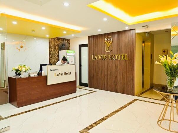 Lavie Hotel 3*