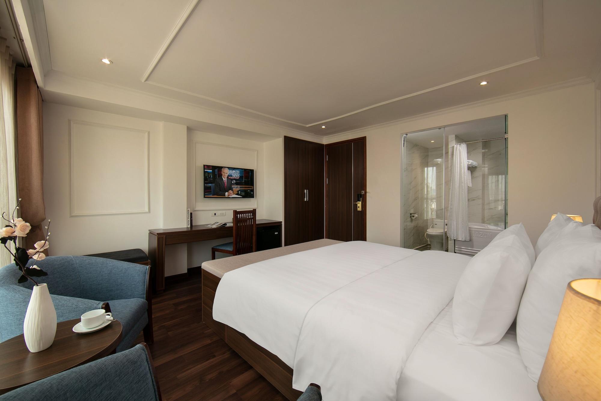 Quoc Hoa Premier Hotel