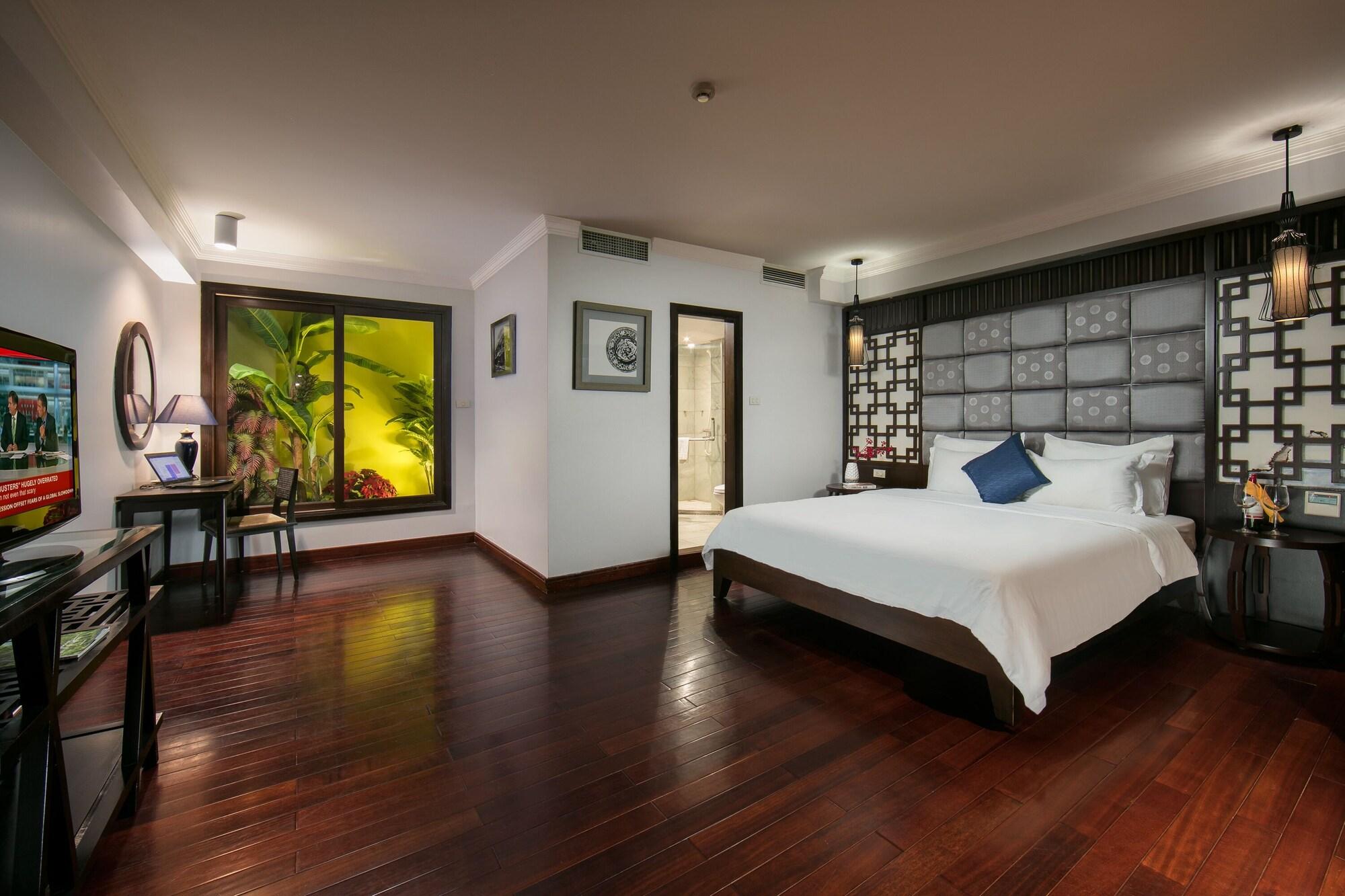 Church Boutique Hang Trong Hotel