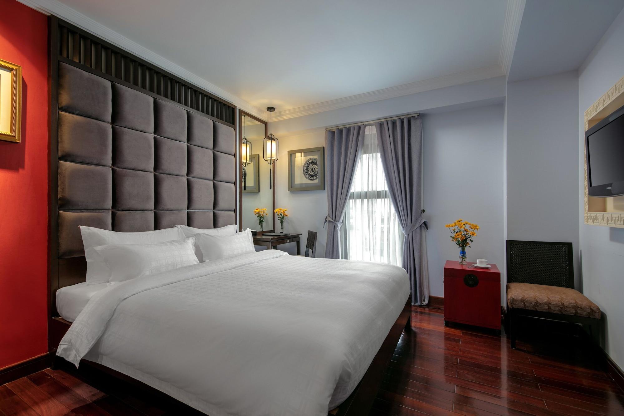 Hotel Church Boutique Hang Trong 4*